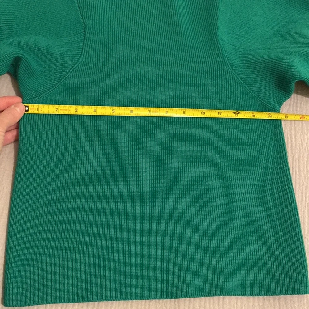 UNITED ARROWS TOKYO Green Women's Sweater. Size XS